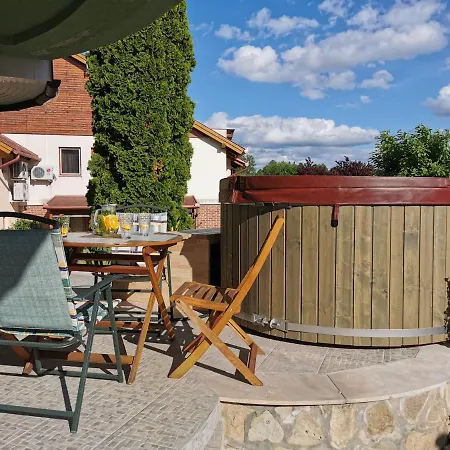 Tarkabarka Apartman Zalakaros