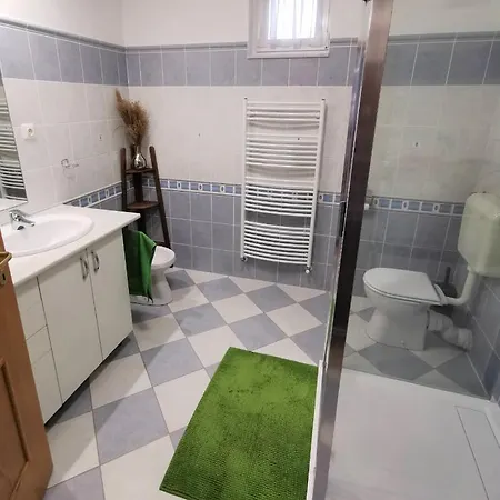 Tarkabarka Apartman
