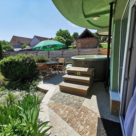 Tarkabarka Apartman *